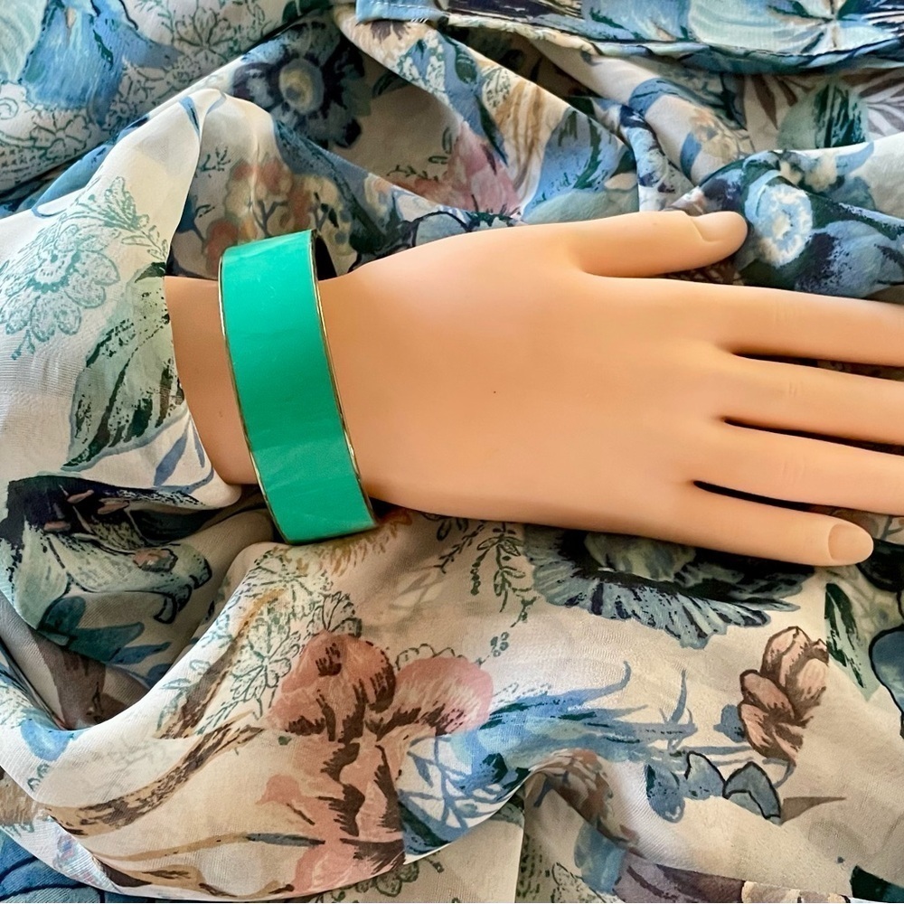 Ann Taylor Vintage Bangle Bracelet, Green & Gold-Tone, Signed, 2 3/4” Diameter